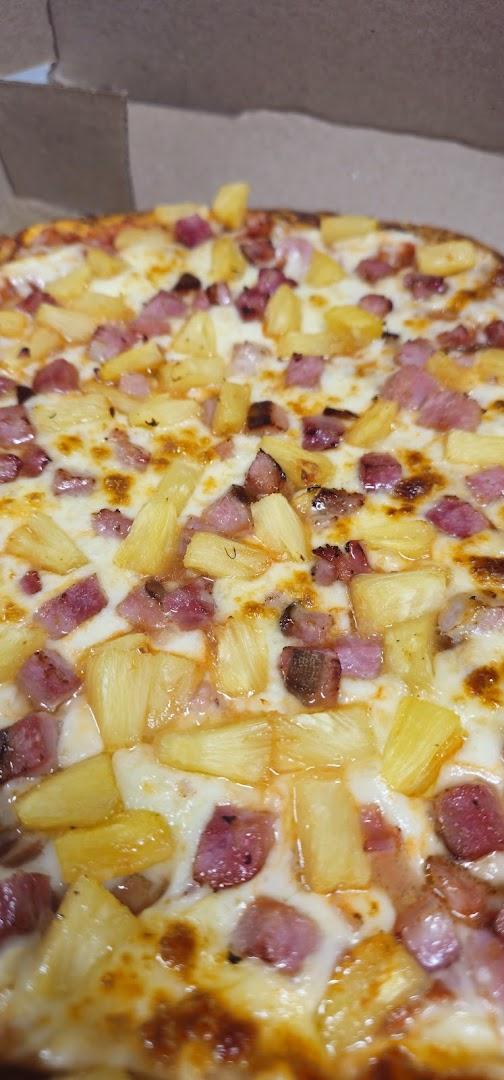 Legends Pizza